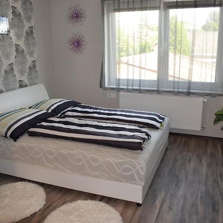 Gyarmati Apartman Siófok Buitenkant foto